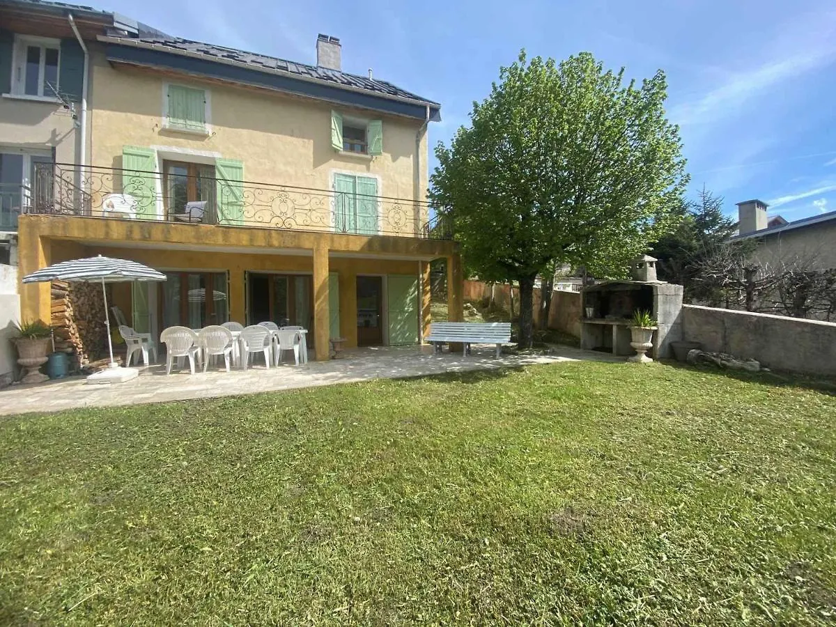 Holiday home Belle Maison Au Centre De Villard De Lans Avec Grande Terrasse Et Jardin - Fr-1-515-4